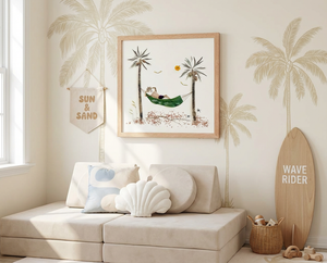 Nature-inspired botanical wall art composed from real flowers, shaping the quiet mood of a home