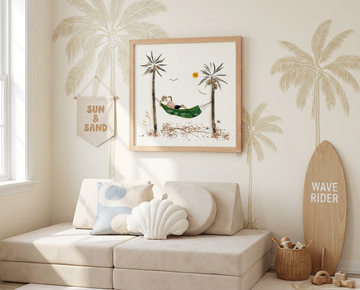 Nature-inspired botanical wall art composed from real flowers, shaping the quiet mood of a home